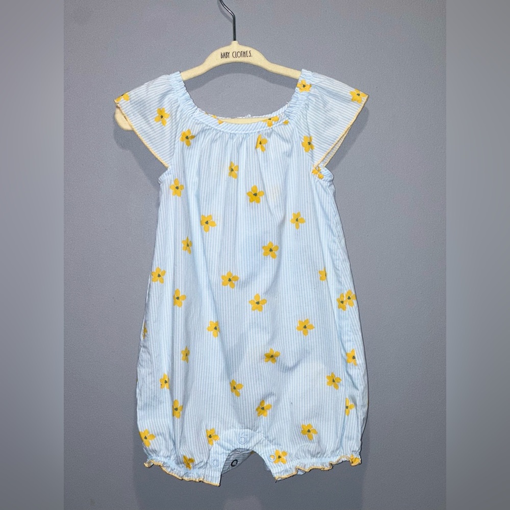9 month Carters Romper